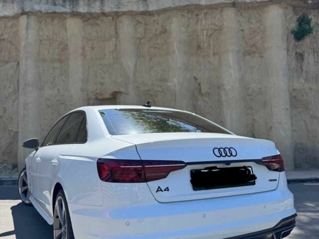Білий Ауді А4, об'ємом двигуна 2 л та пробігом 45 тис. км за 22500 $, фото 5 на Automoto.ua