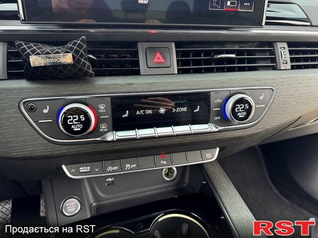 Білий Ауді А4, об'ємом двигуна 2 л та пробігом 132 тис. км за 24500 $, фото 11 на Automoto.ua