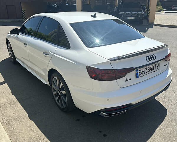Белый Ауди А4, объемом двигателя 1.98 л и пробегом 54 тыс. км за 27700 $, фото 11 на Automoto.ua