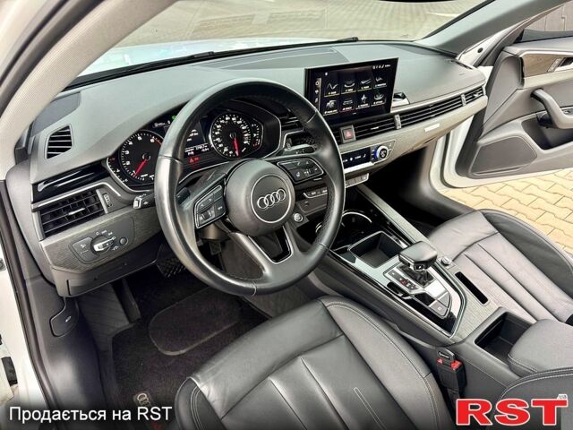 Білий Ауді А4, об'ємом двигуна 2 л та пробігом 132 тис. км за 24500 $, фото 5 на Automoto.ua