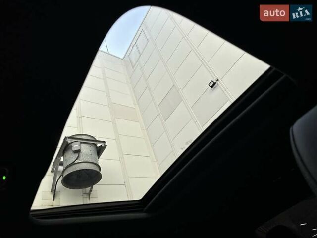 Білий Ауді А4, об'ємом двигуна 2 л та пробігом 47 тис. км за 30990 $, фото 38 на Automoto.ua