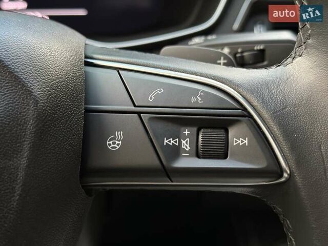 Білий Ауді А4, об'ємом двигуна 2 л та пробігом 47 тис. км за 30990 $, фото 27 на Automoto.ua