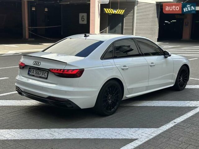 Білий Ауді А4, об'ємом двигуна 2 л та пробігом 47 тис. км за 30990 $, фото 10 на Automoto.ua