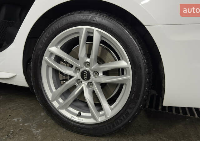 Білий Ауді А4, об'ємом двигуна 1.98 л та пробігом 62 тис. км за 33000 $, фото 10 на Automoto.ua