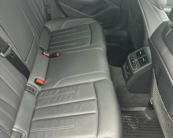 Білий Ауді А4, об'ємом двигуна 1.98 л та пробігом 32 тис. км за 31999 $, фото 12 на Automoto.ua