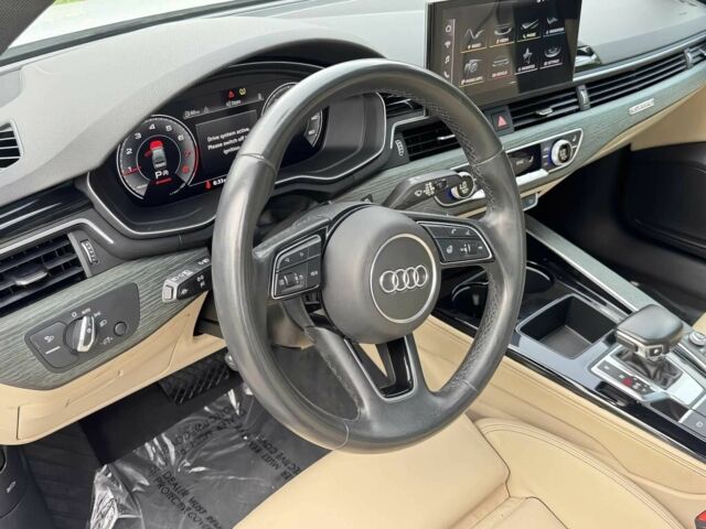 Белый Ауди А4, объемом двигателя 2 л и пробегом 29 тыс. км за 15000 $, фото 7 на Automoto.ua