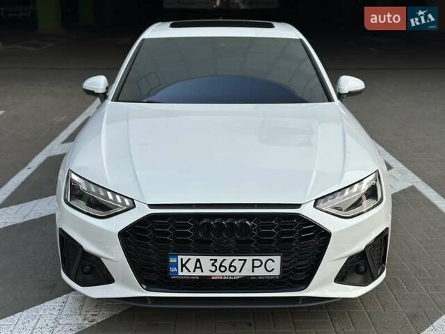 Білий Ауді А4, об'ємом двигуна 2 л та пробігом 47 тис. км за 30990 $, фото 2 на Automoto.ua