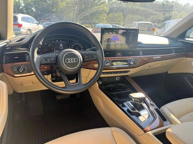 Белый Ауди А4, объемом двигателя 2 л и пробегом 20 тыс. км за 17000 $, фото 9 на Automoto.ua