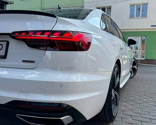 Белый Ауди А4, объемом двигателя 1.98 л и пробегом 32 тыс. км за 30900 $, фото 15 на Automoto.ua
