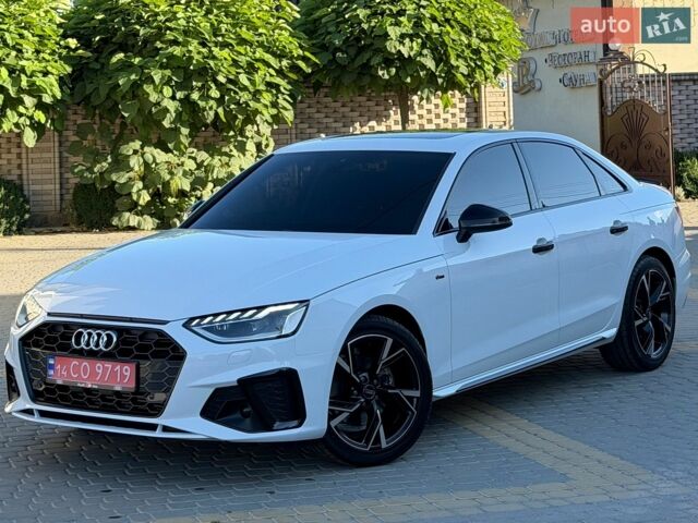 Белый Ауди А4, объемом двигателя 1.98 л и пробегом 28 тыс. км за 26900 $, фото 70 на Automoto.ua