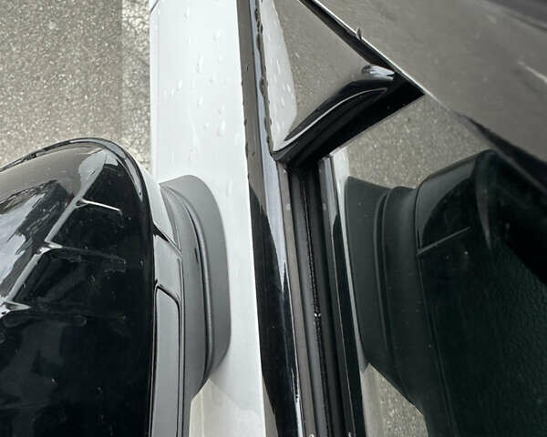 Білий Ауді А4, об'ємом двигуна 1.98 л та пробігом 32 тис. км за 31999 $, фото 23 на Automoto.ua