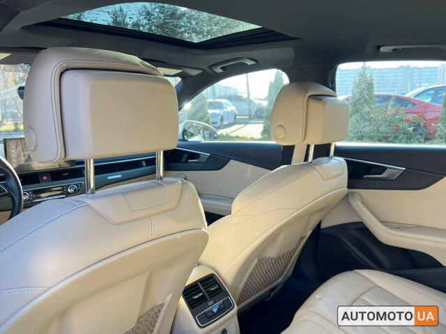 Белый Ауди А4, объемом двигателя 2 л и пробегом 51 тыс. км за 30800 $, фото 16 на Automoto.ua