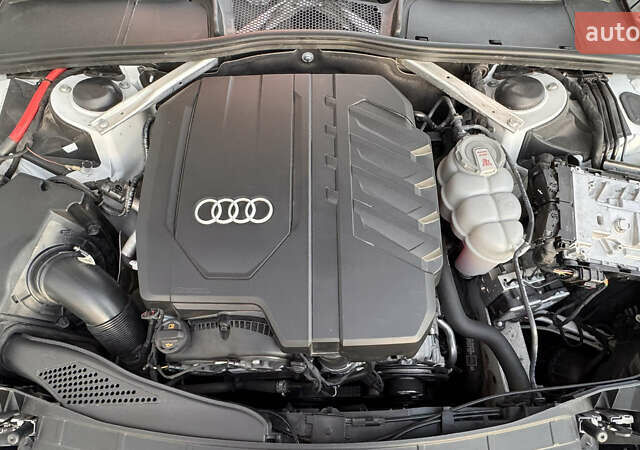 Белый Ауди А4, объемом двигателя 1.98 л и пробегом 15 тыс. км за 35500 $, фото 25 на Automoto.ua