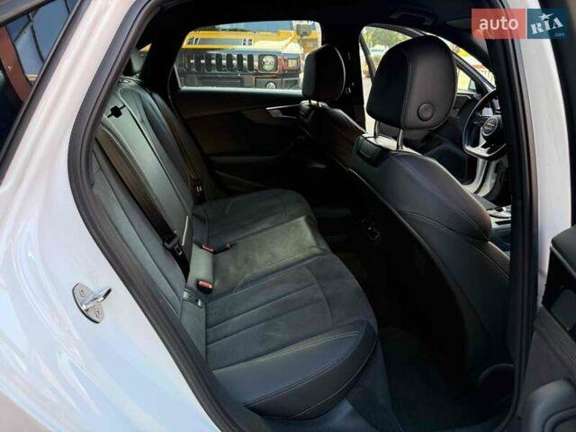 Белый Ауди А4, объемом двигателя 2 л и пробегом 47 тыс. км за 40900 $, фото 37 на Automoto.ua