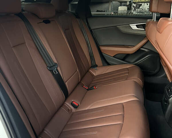 Белый Ауди А4, объемом двигателя 1.98 л и пробегом 34 тыс. км за 29900 $, фото 44 на Automoto.ua