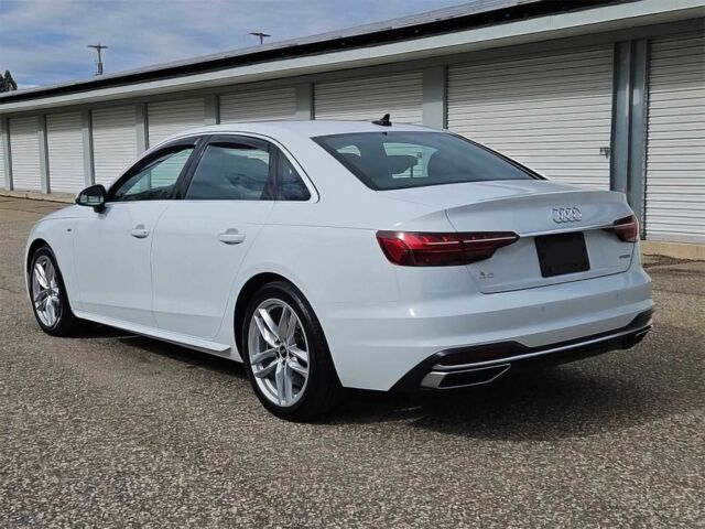 Белый Ауди А4, объемом двигателя 2 л и пробегом 20 тыс. км за 27900 $, фото 3 на Automoto.ua