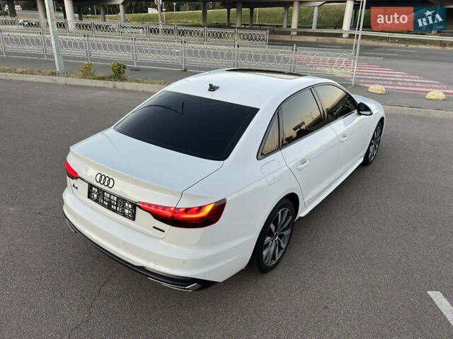 Белый Ауди А4, объемом двигателя 1.98 л и пробегом 34 тыс. км за 29900 $, фото 8 на Automoto.ua