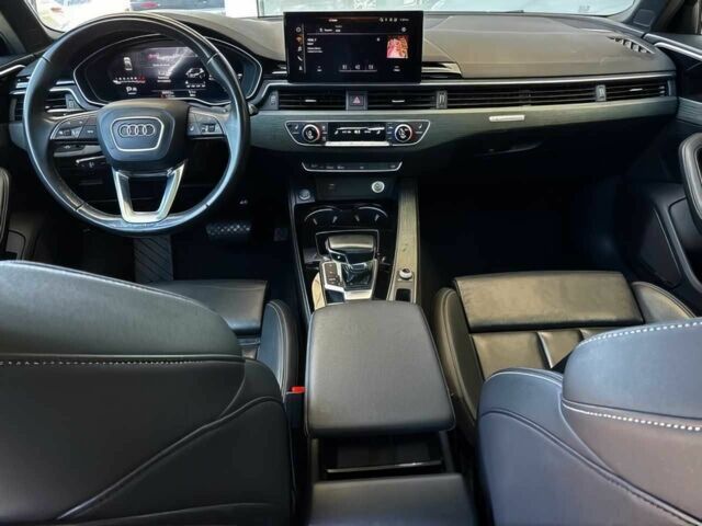 Белый Ауди А4, объемом двигателя 2 л и пробегом 22 тыс. км за 15000 $, фото 10 на Automoto.ua