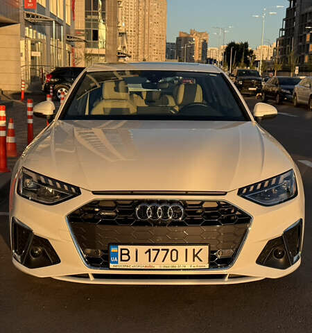 Белый Ауди А4, объемом двигателя 1.98 л и пробегом 15 тыс. км за 35500 $, фото 2 на Automoto.ua