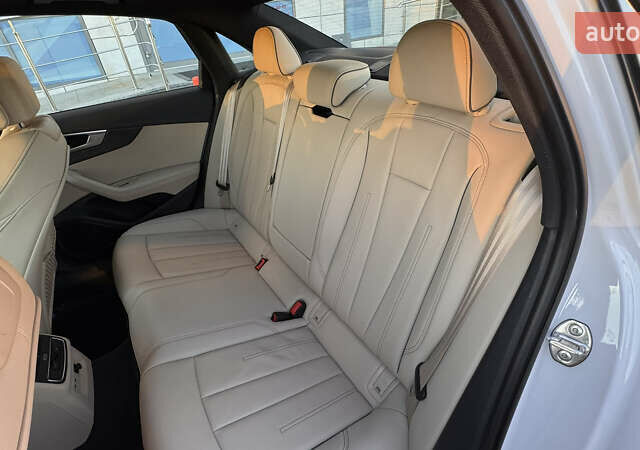 Белый Ауди А4, объемом двигателя 1.98 л и пробегом 15 тыс. км за 35500 $, фото 1 на Automoto.ua
