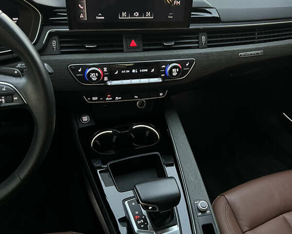Белый Ауди А4, объемом двигателя 1.98 л и пробегом 34 тыс. км за 29900 $, фото 40 на Automoto.ua