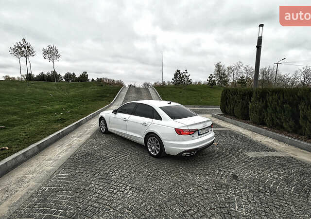 Белый Ауди А4, объемом двигателя 1.97 л и пробегом 2 тыс. км за 38999 $, фото 6 на Automoto.ua