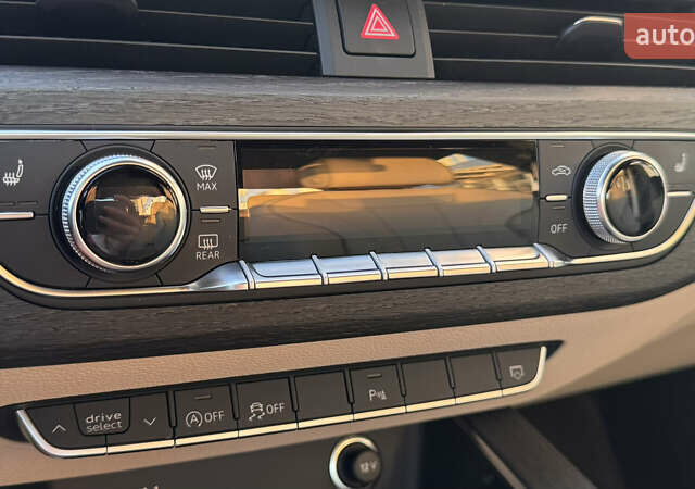 Белый Ауди А4, объемом двигателя 1.98 л и пробегом 15 тыс. км за 35500 $, фото 24 на Automoto.ua