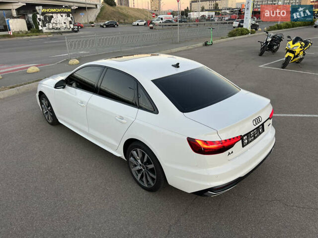 Белый Ауди А4, объемом двигателя 1.98 л и пробегом 34 тыс. км за 29900 $, фото 7 на Automoto.ua