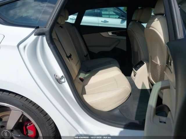 Білий Ауді А4, об'ємом двигуна 2 л та пробігом 63 тис. км за 23000 $, фото 7 на Automoto.ua