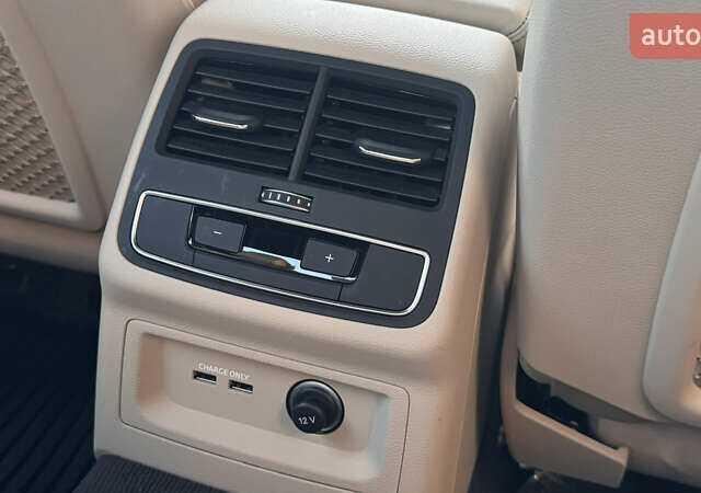 Белый Ауди А4, объемом двигателя 1.98 л и пробегом 15 тыс. км за 35500 $, фото 3 на Automoto.ua