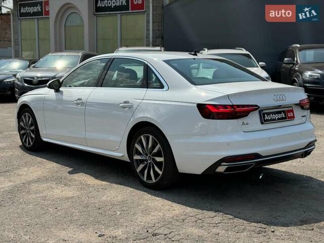 Белый Ауди А4, объемом двигателя 2 л и пробегом 11 тыс. км за 37690 $, фото 13 на Automoto.ua