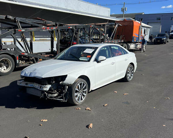 Белый Ауди А4, объемом двигателя 2 л и пробегом 45 тыс. км за 19300 $, фото 2 на Automoto.ua