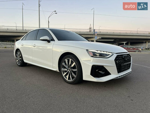 Белый Ауди А4, объемом двигателя 1.98 л и пробегом 34 тыс. км за 29900 $, фото 11 на Automoto.ua