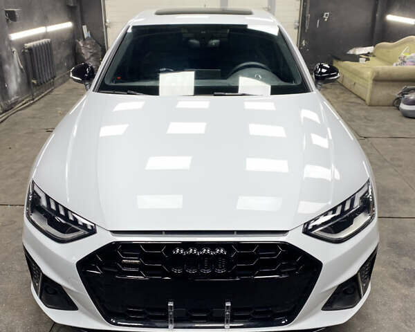 Белый Ауди А4, объемом двигателя 1.98 л и пробегом 16 тыс. км за 37900 $, фото 8 на Automoto.ua