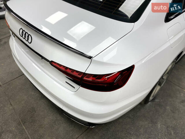 Белый Ауди А4, объемом двигателя 1.98 л и пробегом 16 тыс. км за 37900 $, фото 29 на Automoto.ua