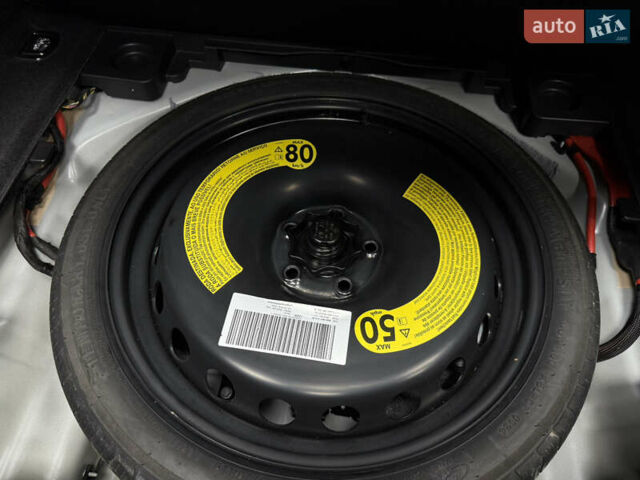 Белый Ауди А4, объемом двигателя 1.98 л и пробегом 16 тыс. км за 37900 $, фото 79 на Automoto.ua