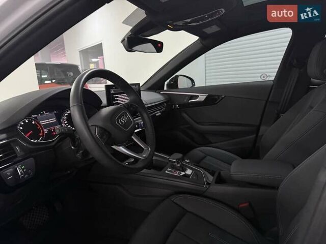 Белый Ауди А4, объемом двигателя 2 л и пробегом 18 тыс. км за 35500 $, фото 4 на Automoto.ua