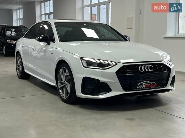 Белый Ауди А4, объемом двигателя 2 л и пробегом 18 тыс. км за 35500 $, фото 1 на Automoto.ua