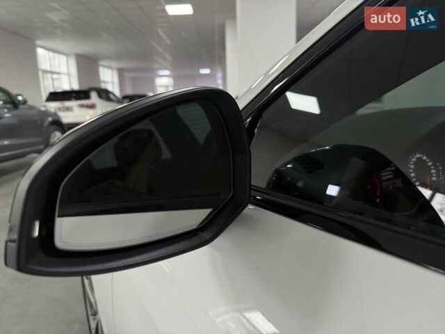 Белый Ауди А4, объемом двигателя 2 л и пробегом 18 тыс. км за 35500 $, фото 15 на Automoto.ua