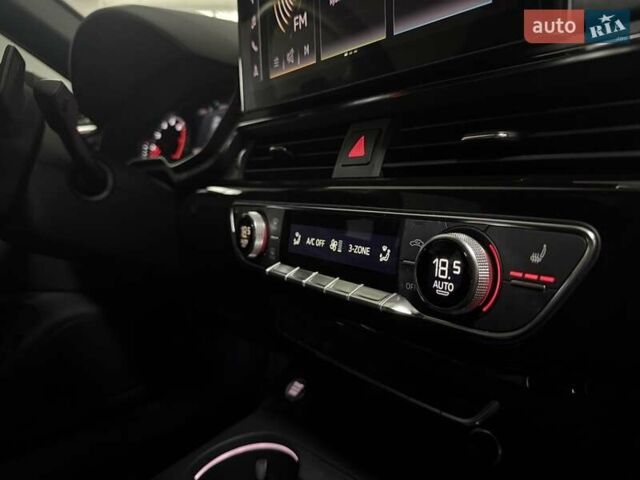 Белый Ауди А4, объемом двигателя 2 л и пробегом 18 тыс. км за 35500 $, фото 18 на Automoto.ua