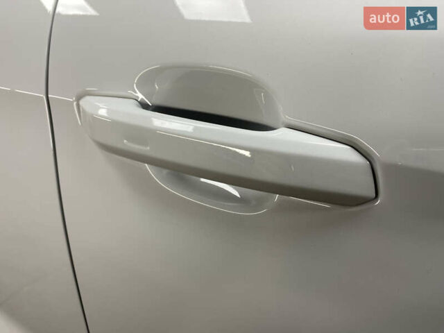 Белый Ауди А4, объемом двигателя 1.98 л и пробегом 16 тыс. км за 37900 $, фото 40 на Automoto.ua