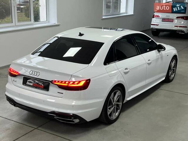 Белый Ауди А4, объемом двигателя 2 л и пробегом 18 тыс. км за 35500 $, фото 3 на Automoto.ua