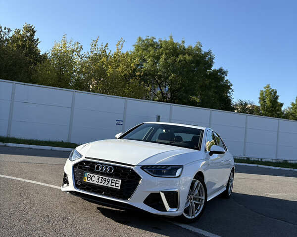 Белый Ауди А4, объемом двигателя 1.98 л и пробегом 9 тыс. км за 36500 $, фото 10 на Automoto.ua