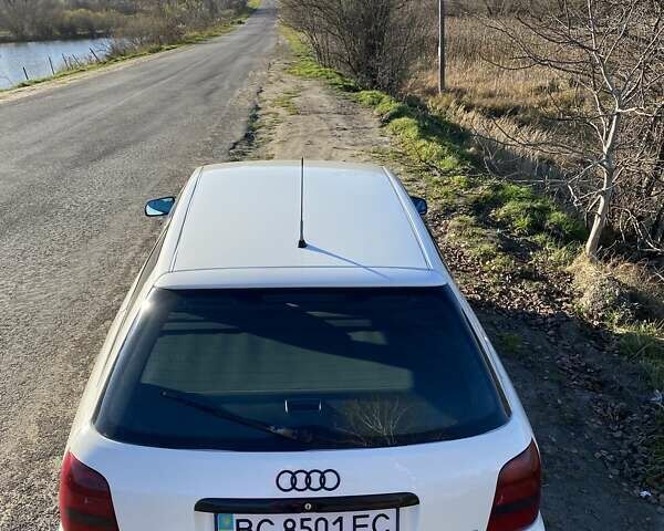 Белый Ауди А4, объемом двигателя 1.9 л и пробегом 600 тыс. км за 4499 $, фото 14 на Automoto.ua