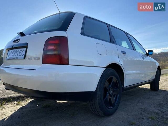 Белый Ауди А4, объемом двигателя 1.9 л и пробегом 600 тыс. км за 4499 $, фото 12 на Automoto.ua
