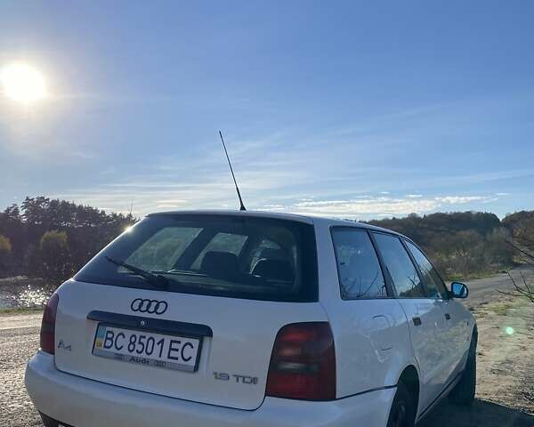 Белый Ауди А4, объемом двигателя 1.9 л и пробегом 600 тыс. км за 4499 $, фото 11 на Automoto.ua