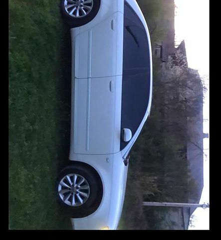 Белый Ауди А4, объемом двигателя 1.6 л и пробегом 200 тыс. км за 6500 $, фото 5 на Automoto.ua