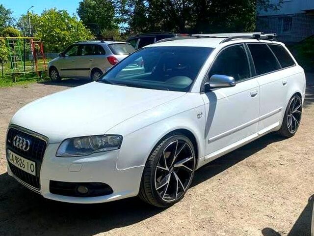 Білий Ауді А4, об'ємом двигуна 2 л та пробігом 223 тис. км за 5999 $, фото 4 на Automoto.ua