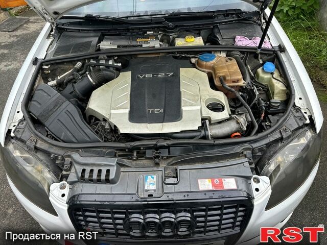 Белый Ауди А4, объемом двигателя 2.7 л и пробегом 333 тыс. км за 6850 $, фото 1 на Automoto.ua