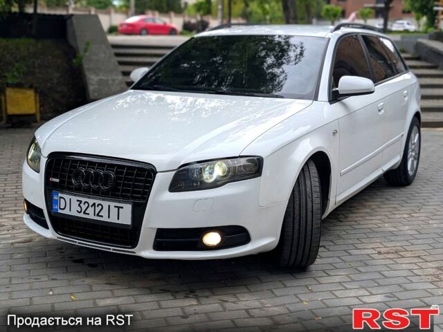 Белый Ауди А4, объемом двигателя 2.7 л и пробегом 333 тыс. км за 6850 $, фото 5 на Automoto.ua